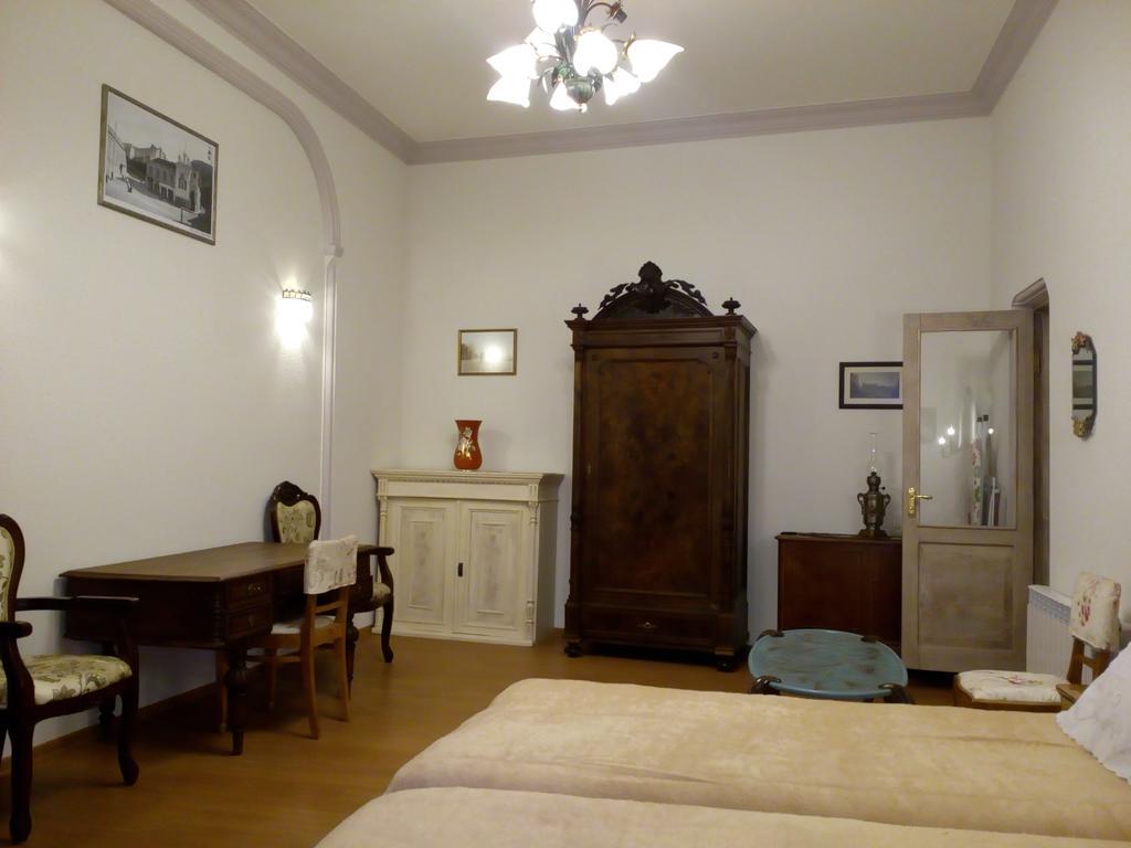 Ferienwohnung Art House Petunia Tbilisi Exterior foto