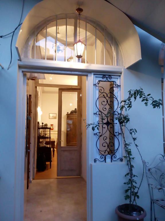 Ferienwohnung Art House Petunia Tbilisi Exterior foto
