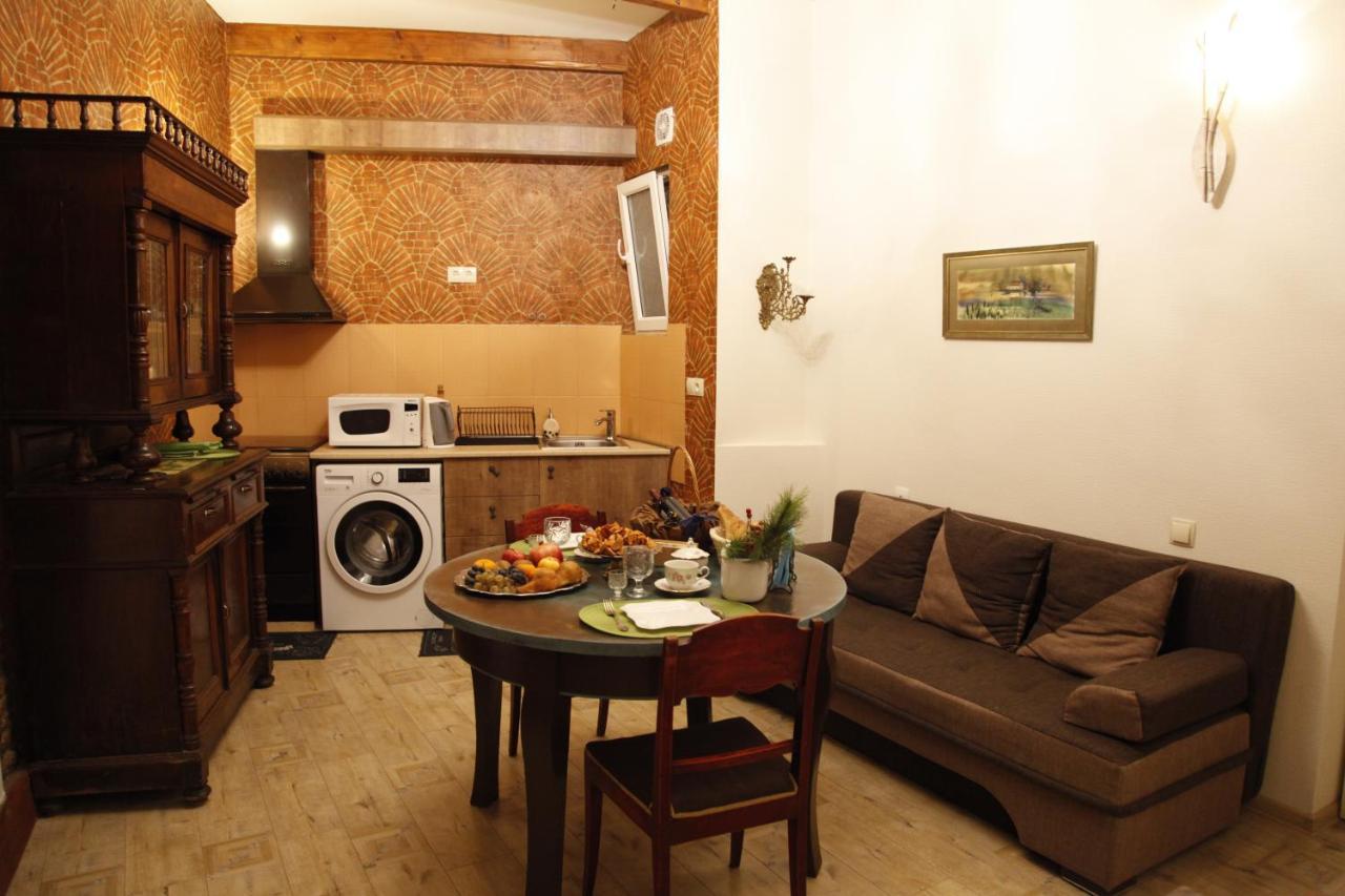 Ferienwohnung Art House Petunia Tbilisi Exterior foto